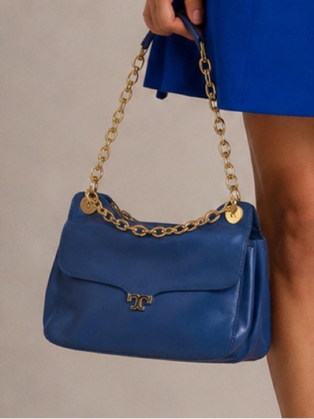 Tory Burch | Rich Blue Leather and Gold Chain Shoulder Bag